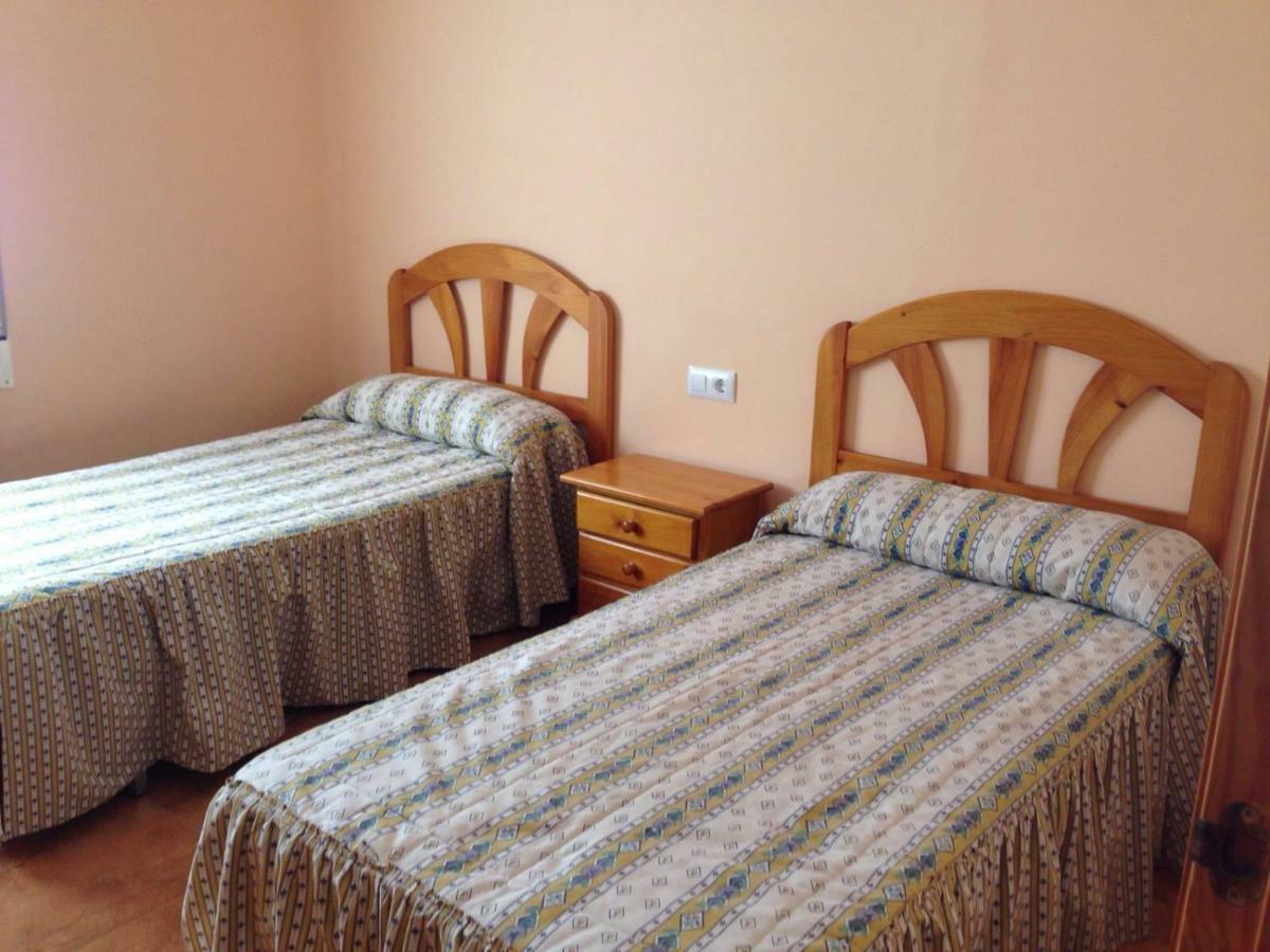Chalet En El Monte Con Piscina サグント エクステリア 写真